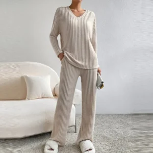 Long sleeve top with matching straight Pants